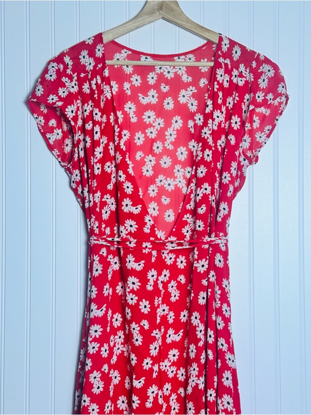 Reformation Red Oopsie Daisy Floral Carina Georgette Wrap Midi Dress Size L - Picture 4 of 13